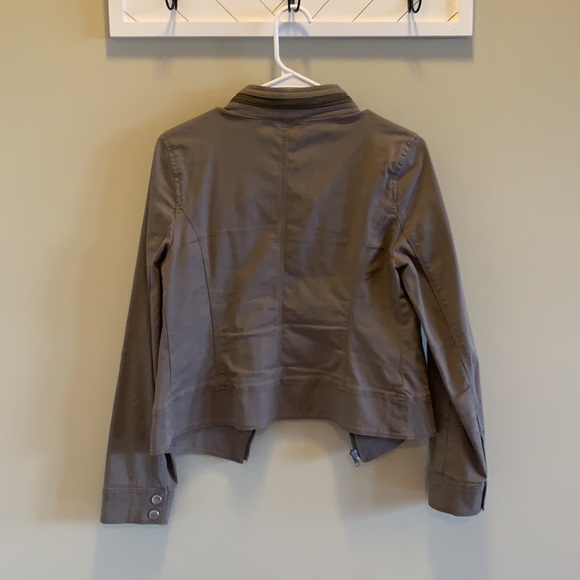 Express Jacket - Picture 4 of 4